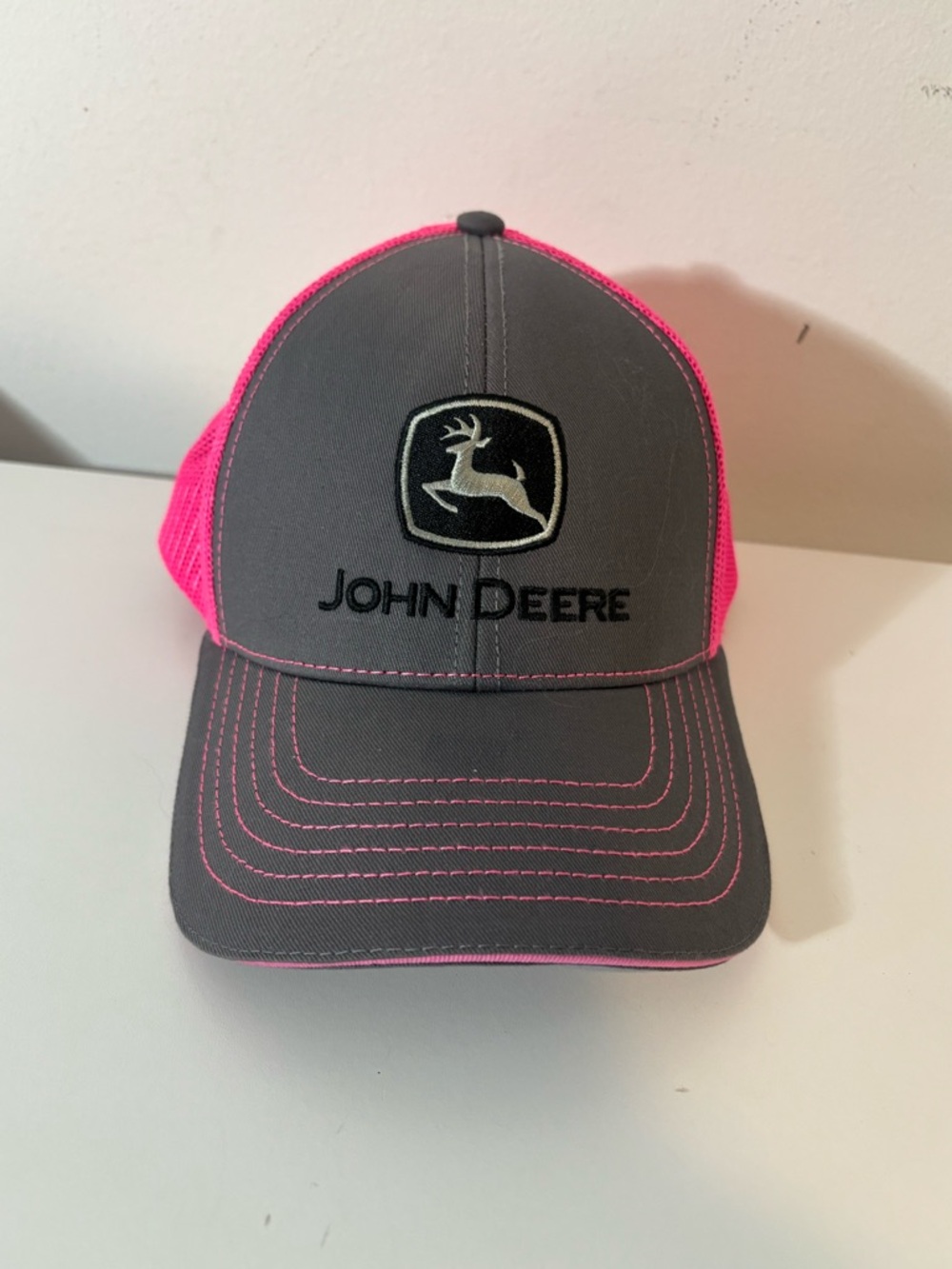 John Deere Gray & Pink Mesh Logo Cap Casual Adjustable Back NWOT Western